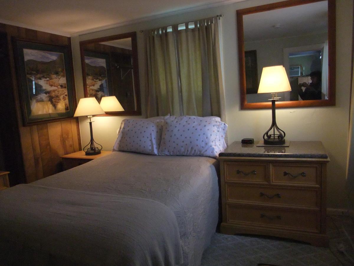 Hills Motel & Marina Alexandria Bay Extérieur photo
