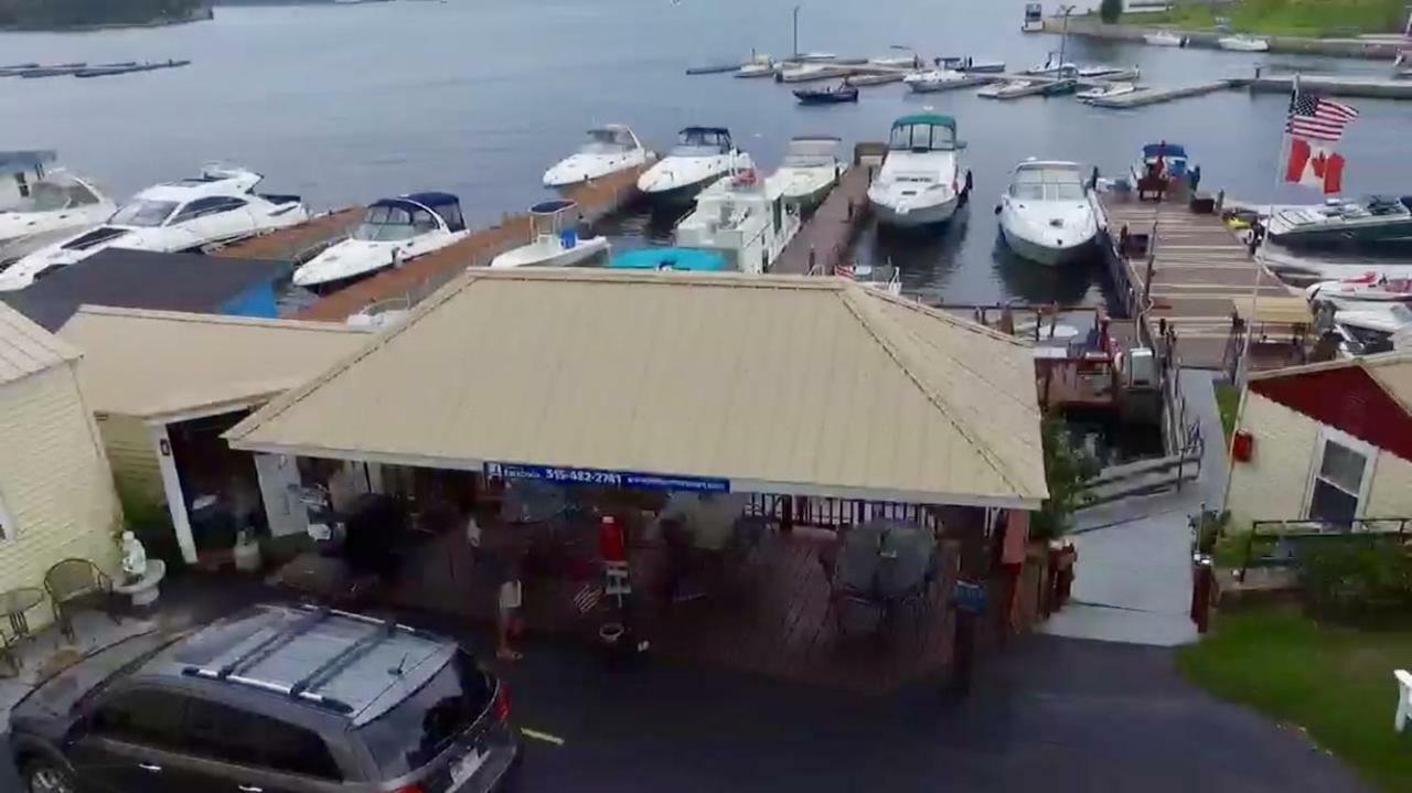 Hills Motel & Marina Alexandria Bay Extérieur photo